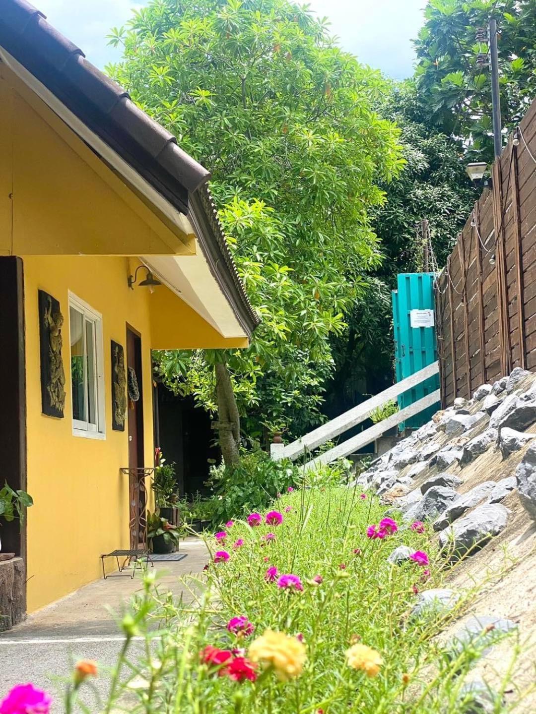 Chomklong Experience Bed & Breakfast Pakchong Ngoại thất bức ảnh